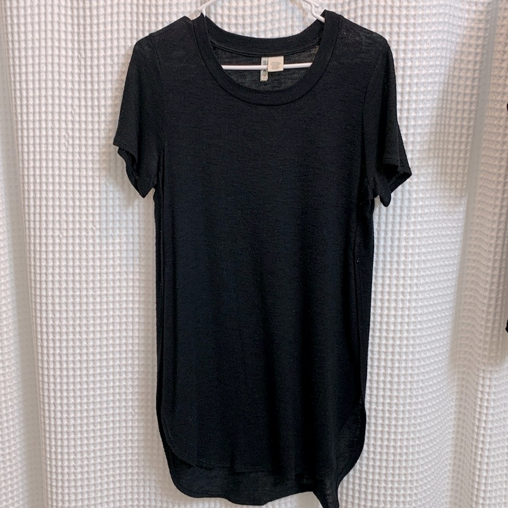 Mudd Split Hem Sweater Tee